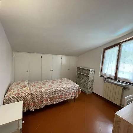 Celestina, Dei Marmi, Italy