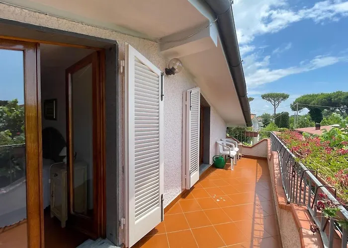 Villa Celestina, Dei Marmi, Italy *